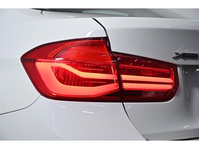 2018 BMW 3 Series 320i xDrive