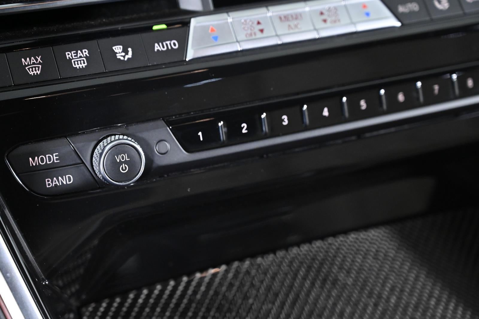 2022 BMW 8 Series M850i