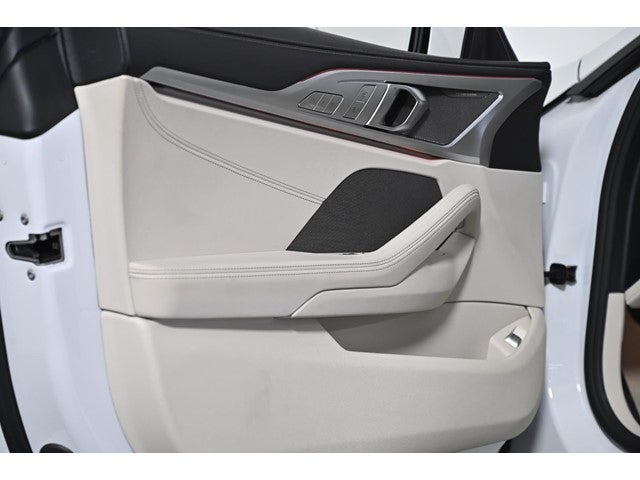 2022 BMW 8 Series M850i