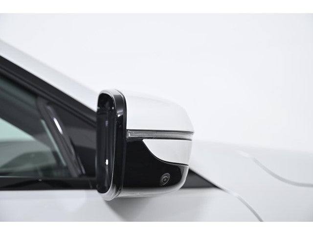 2022 BMW 8 Series M850i