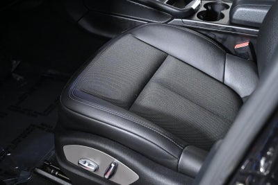 2022 Porsche Macan AWD