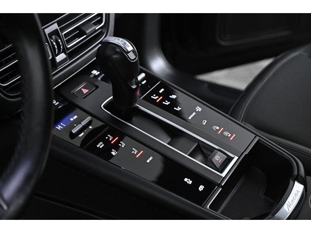 2022 Porsche Macan AWD