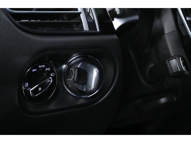 2022 Porsche Macan AWD