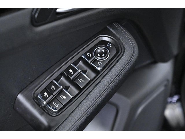 2022 Porsche Macan AWD