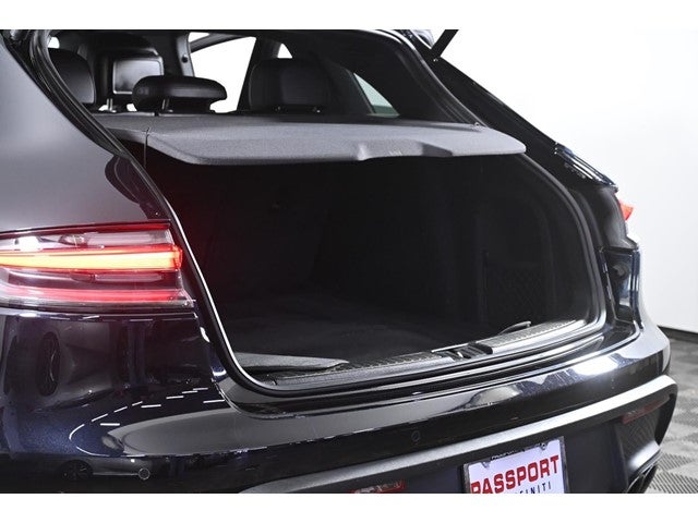 2022 Porsche Macan AWD