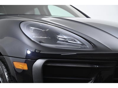 2022 Porsche Macan AWD
