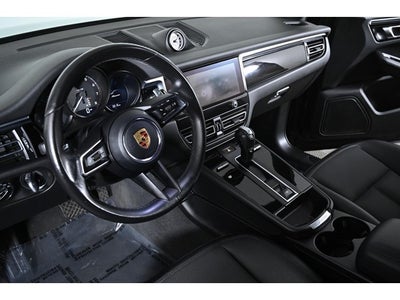 2022 Porsche Macan AWD