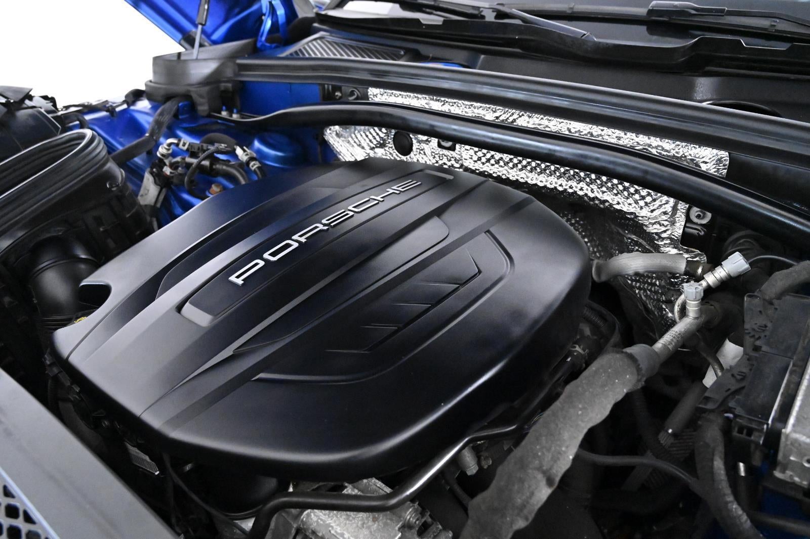 2021 Porsche Macan AWD