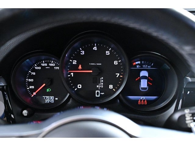 2021 Porsche Macan AWD