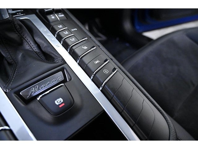 2021 Porsche Macan AWD