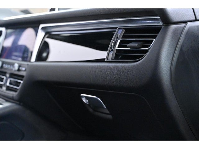 2021 Porsche Macan AWD