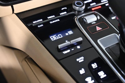 2023 Porsche Cayenne Base