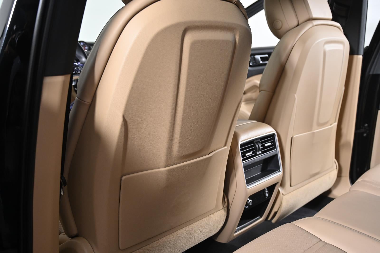 2023 Porsche Cayenne Base