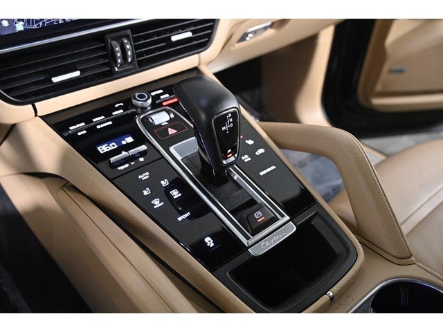 2023 Porsche Cayenne Base