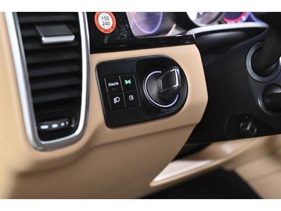 2023 Porsche Cayenne Base