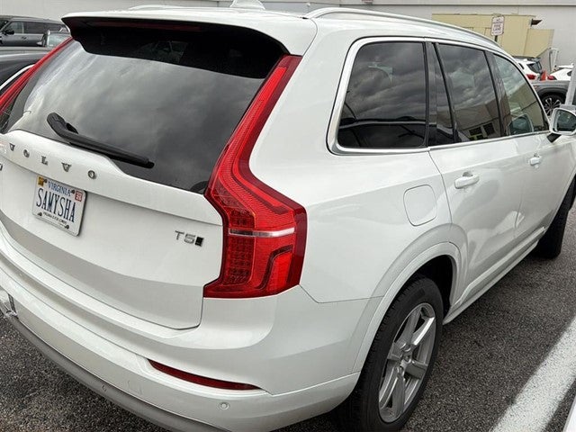 2022 Volvo XC90 Momentum