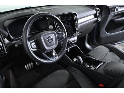 2021 Volvo XC40 R-Design