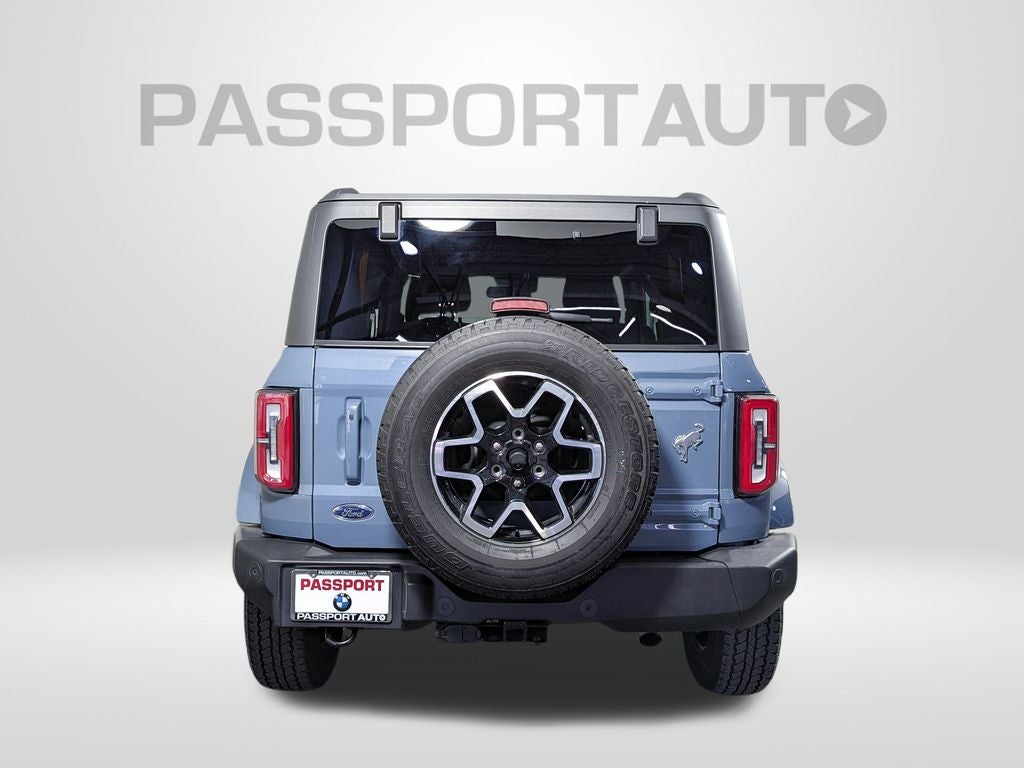 2023 Ford Bronco Base