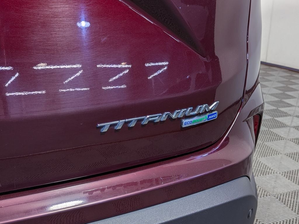 2020 Ford Edge Titanium