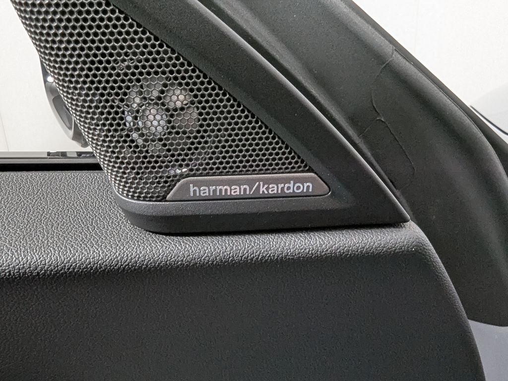 2025 BMW 2 Series 230i xDrive