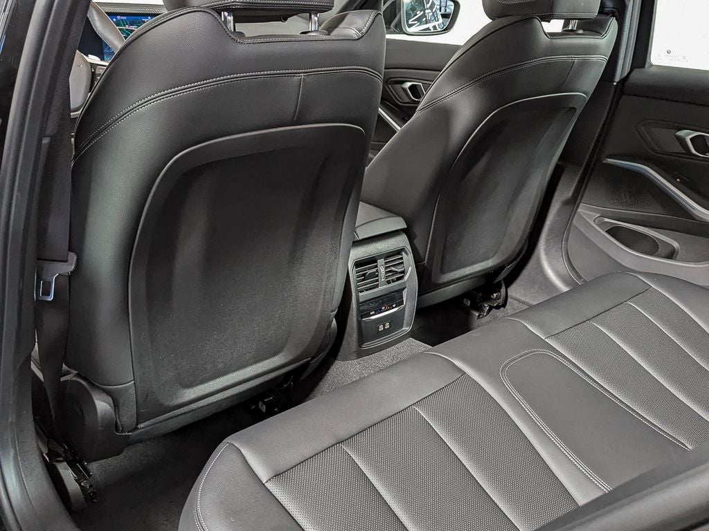 2025 BMW 330i xDrive 330i xDrive