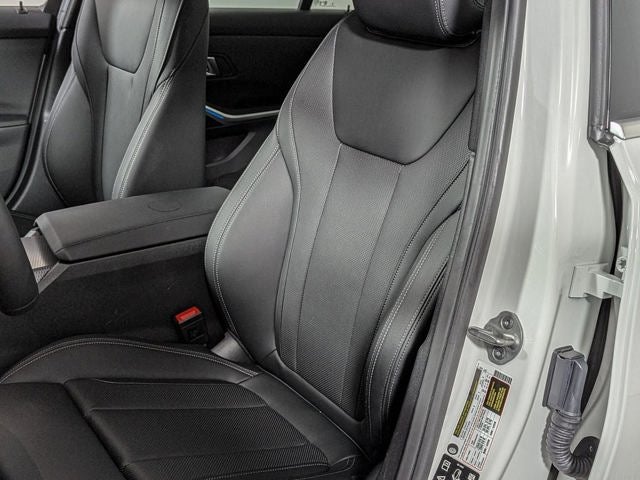 2025 BMW 330i xDrive 330i xDrive