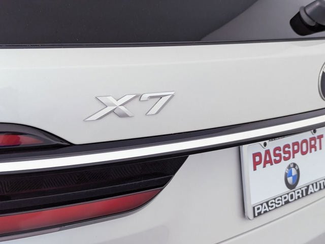 2023 BMW X7 xDrive40i