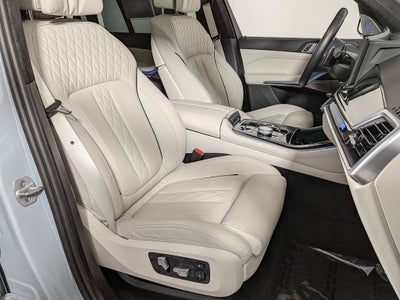 2024 BMW X5 M60i