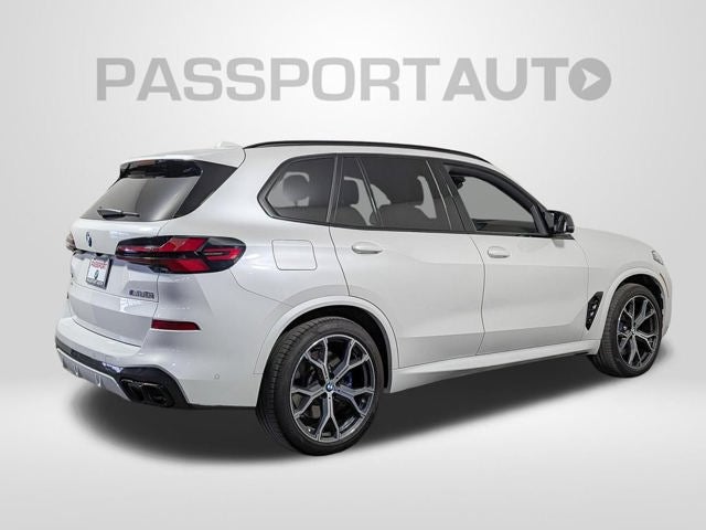 2026 BMW X5 M60i