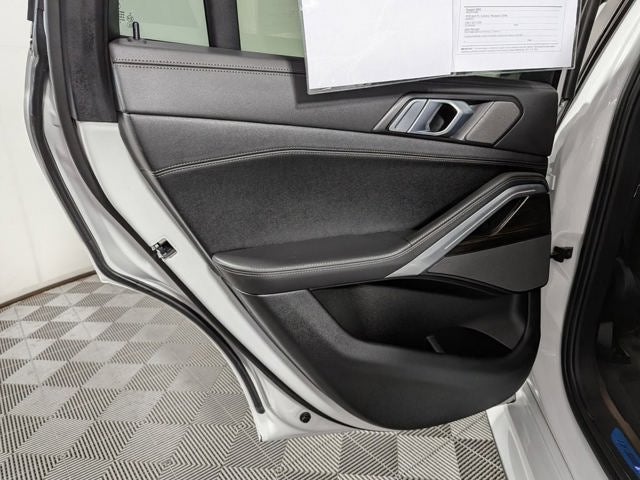 2024 BMW X6 xDrive40i