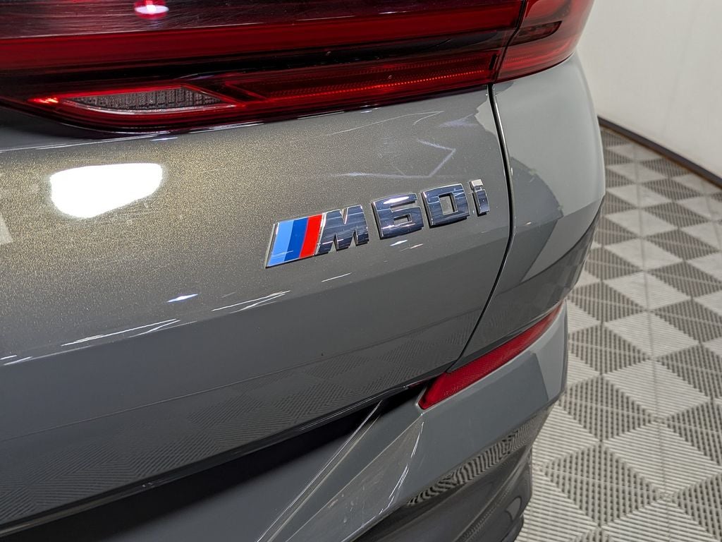 2024 BMW X6 M60i