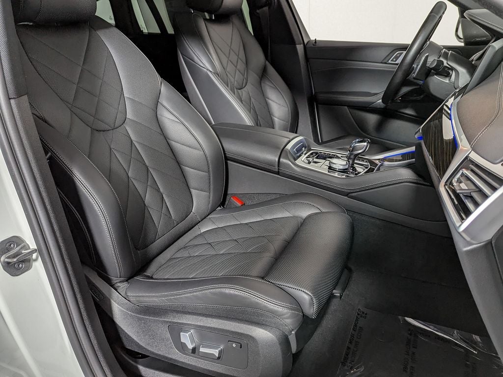 2023 BMW X6 xDrive40i