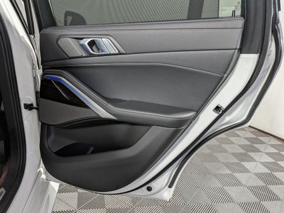 2023 BMW X6 xDrive40i