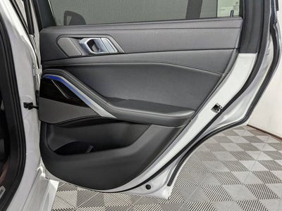2023 BMW X6 xDrive40i