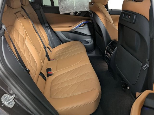 2023 BMW X6 xDrive40i