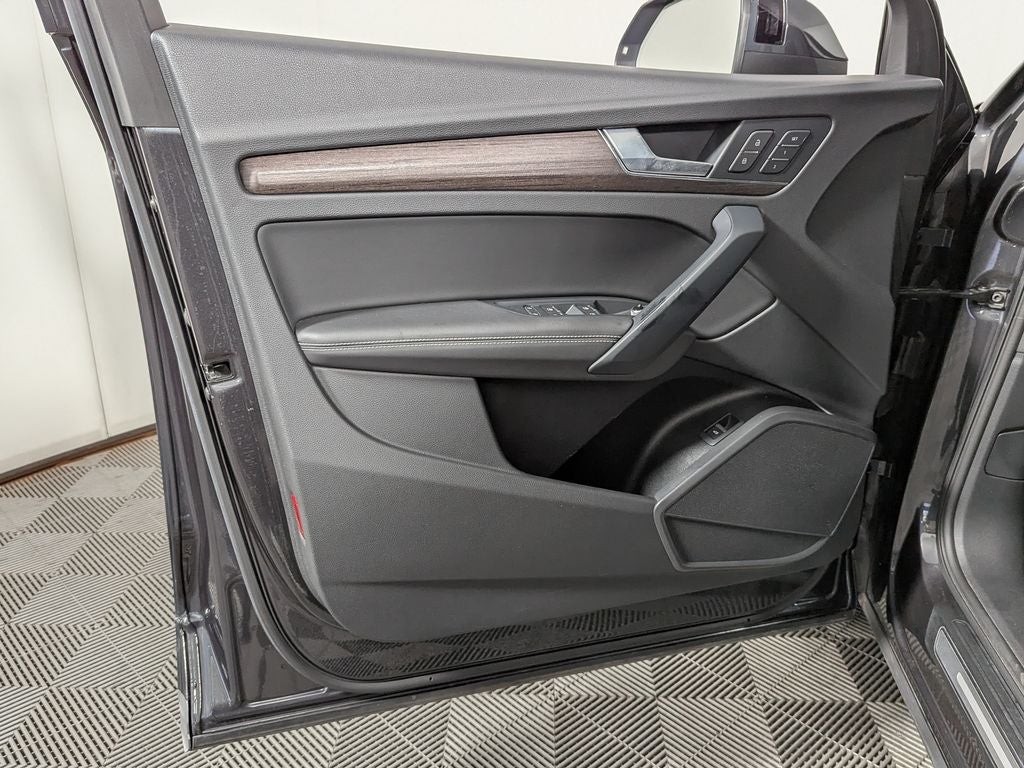 2021 Audi Q5 45 Premium Plus quattro