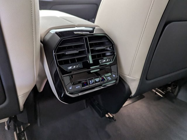2023 BMW iX xDrive50 xDrive50