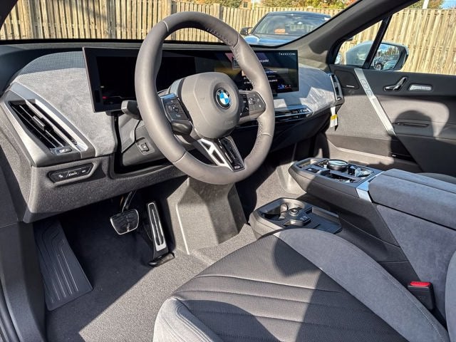 2026 BMW iX xDrive45
