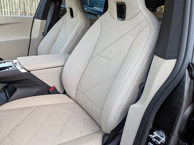 2026 BMW iX xDrive60