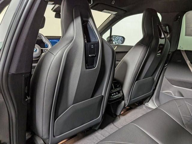 2026 BMW iX xDrive60