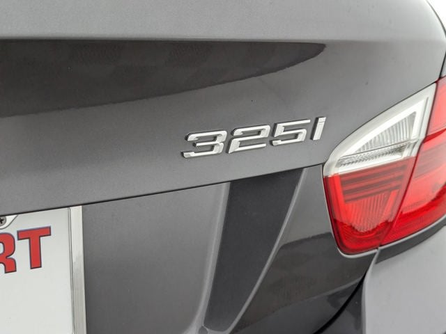 2006 BMW 325i 325i