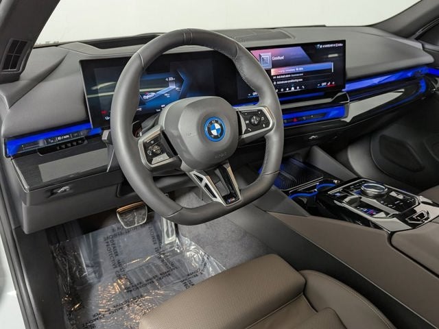 2025 BMW i5 xDrive40 xDrive40