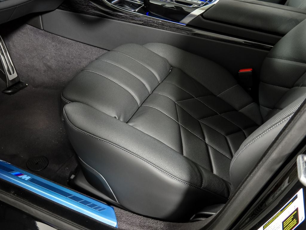 2025 BMW i7 eDrive50