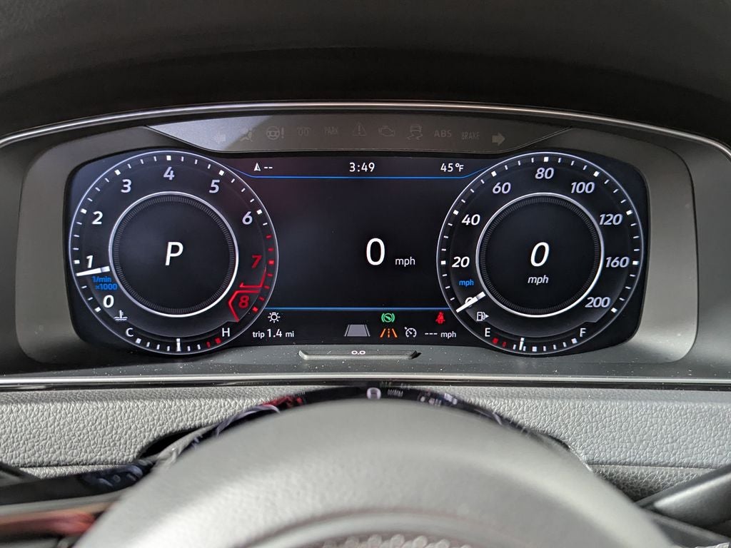 2018 Volkswagen Golf R DCC & Navigation 4Motion