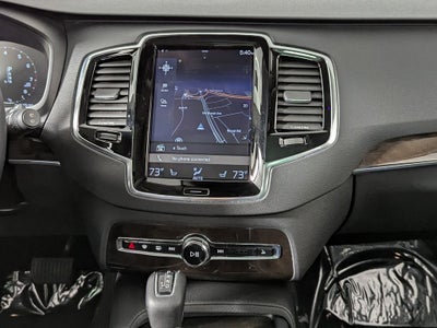 2016 Volvo XC90 T6 Momentum
