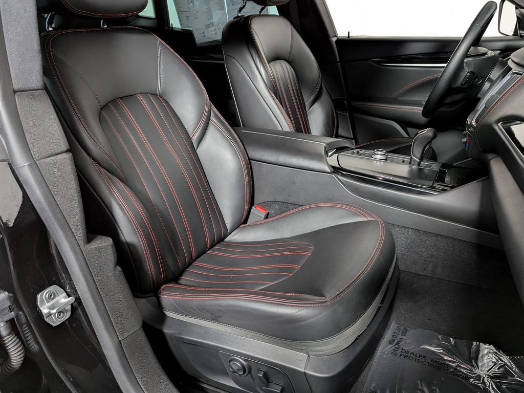 2017 Maserati Levante Base