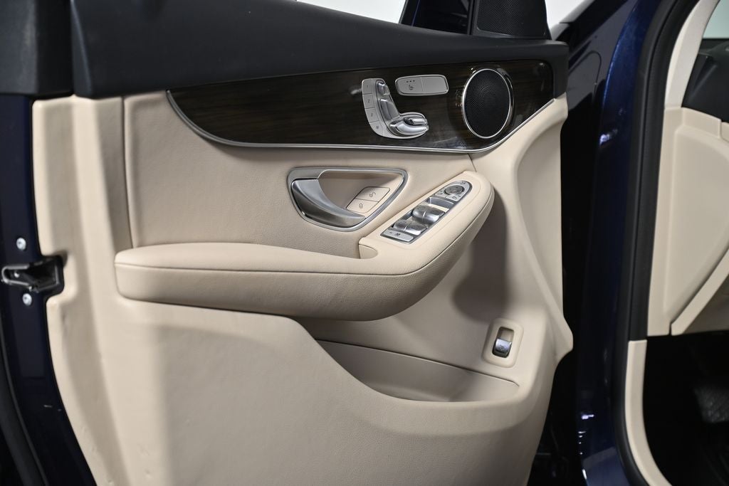 2019 Mercedes-Benz GLC GLC 300