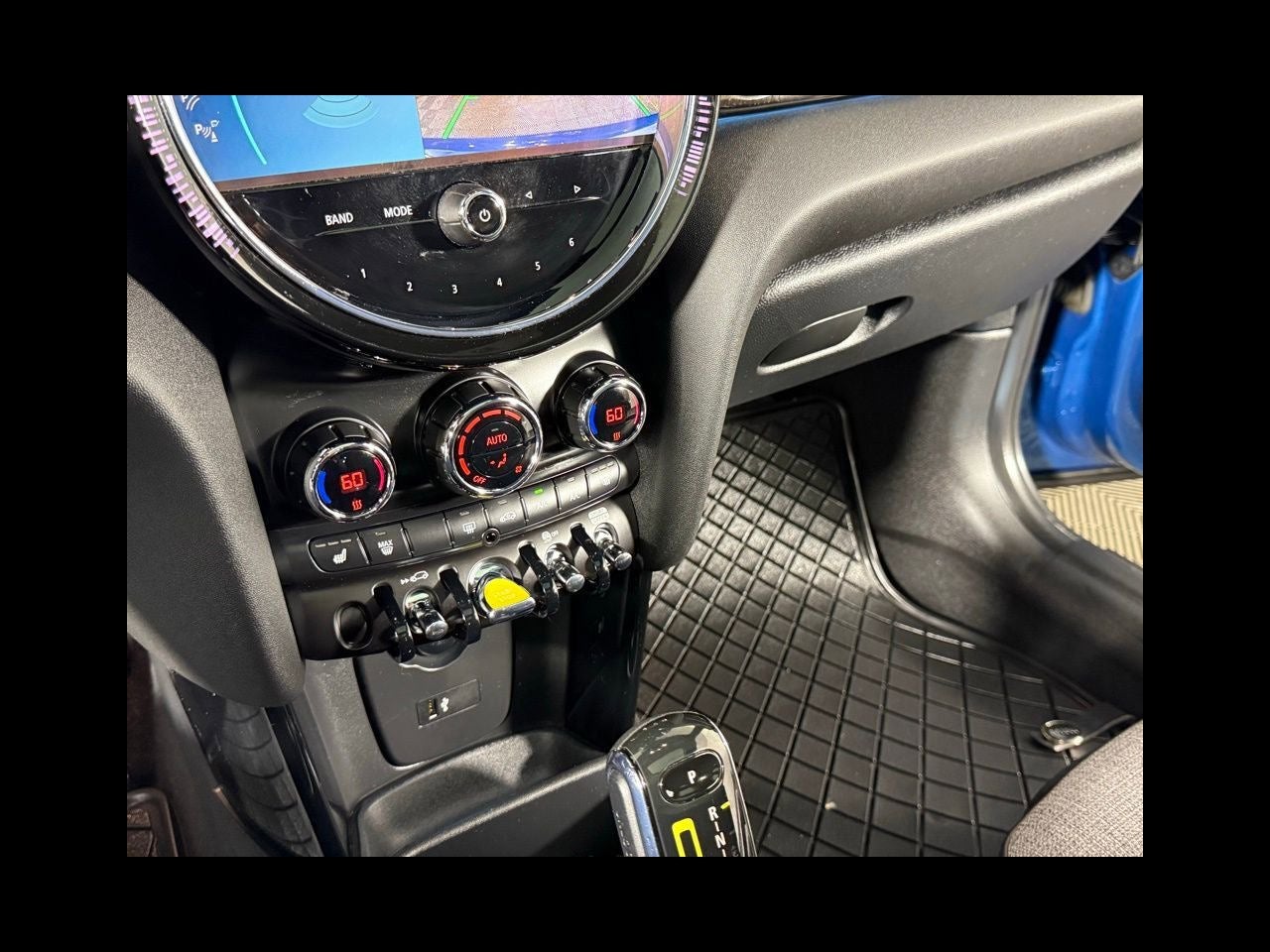 2023 MINI HARDTOP 2 DOOR Cooper SE