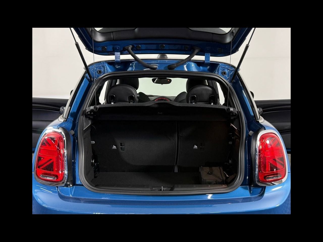2023 MINI HARDTOP 2 DOOR Cooper SE
