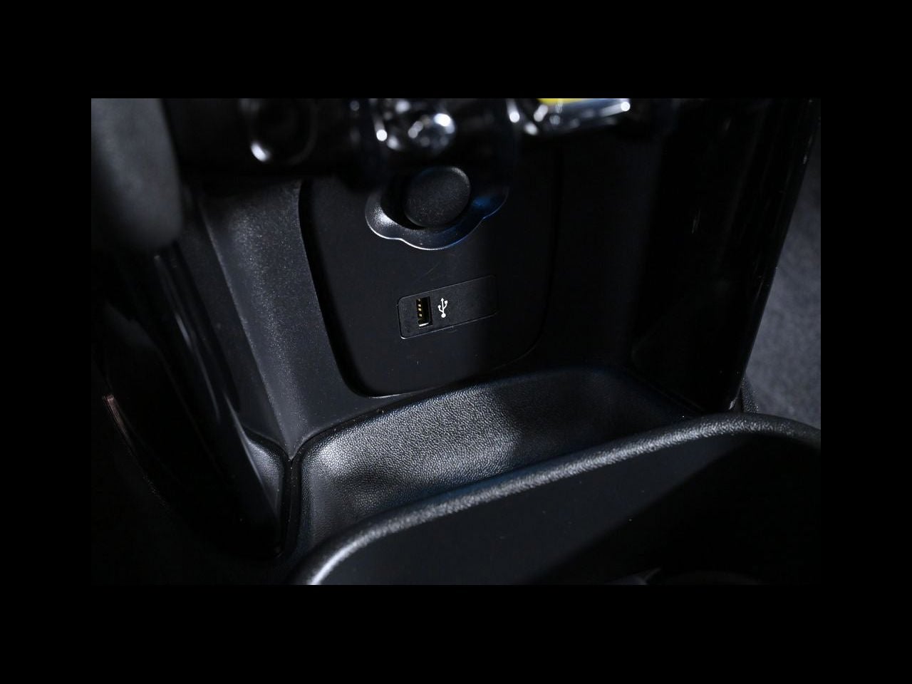 2023 MINI HARDTOP 2 DOOR SIGNATURE